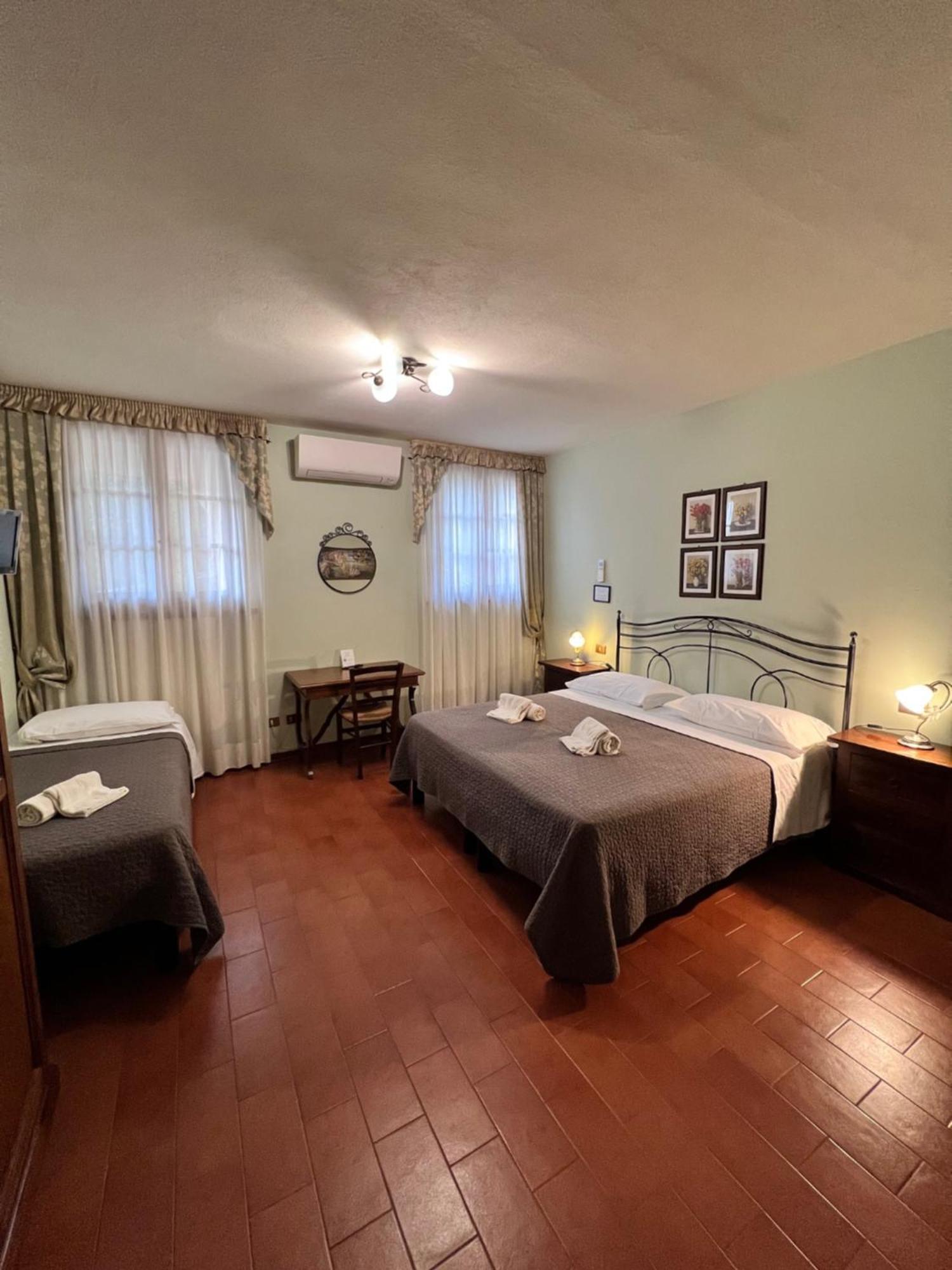 B&B Casale Virgili Siena Quarto foto